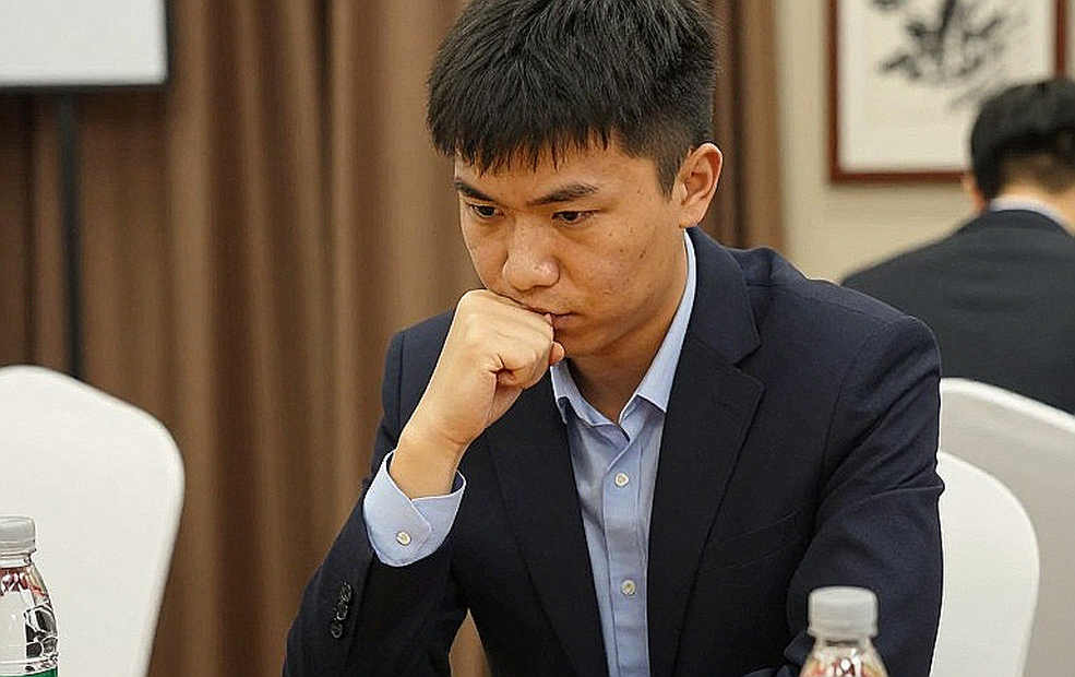 Jacobson – Vakhidov tại UzChess Cup: một ván cờ ngắn và mâu thuẫn mở màn chưa có lời giải