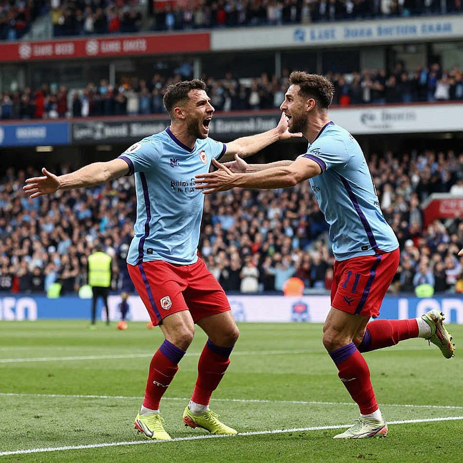 UEFA đổi thể thức từ 2028: hợp đồng truyền hình đội lốt cuộc cải cách UEFA đổi thể thức từ 2028: hợp đồng truyền hình đội lốt cuộc cải cách