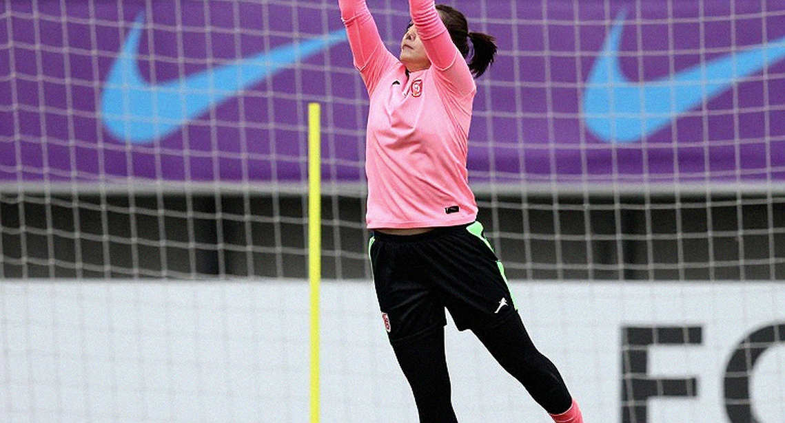 Chín chiều phân tích bóng đá, không một dữ kiện: khi khoảng trống được đóng gói thành kết luận Chín chiều phân tích bóng đá, không một dữ kiện: khi khoảng trống được đóng gói thành kết luận