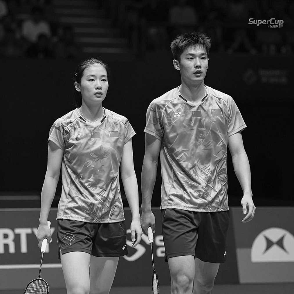 Huy chương vàng cầu mây ở Nagoya và cuốn sổ thưởng hai tầng của thể thao Việt Nam Huy chương vàng cầu mây ở Nagoya và cuốn sổ thưởng hai tầng của thể thao Việt Nam