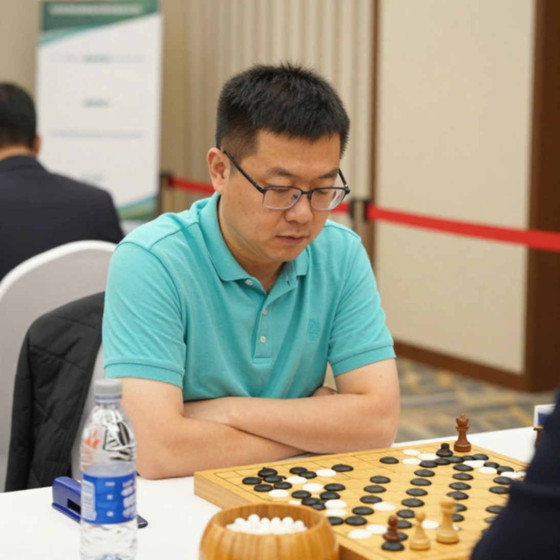 Najdorf không đứng yên: Daniel King, bản cập nhật 60 phút và cái tiêu đề đi lạc