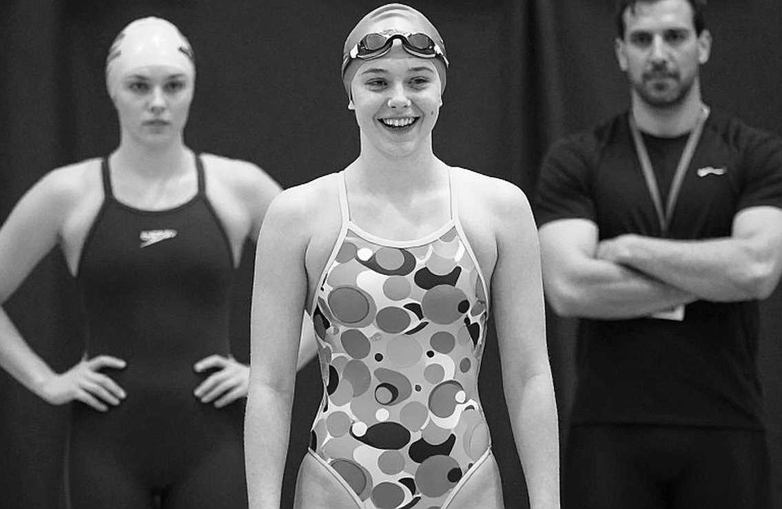 Cậu bé 17 tuổi biến sân Olympic thành lớp học bơi miễn phí: 780 trẻ em tại London Aquatics Centre