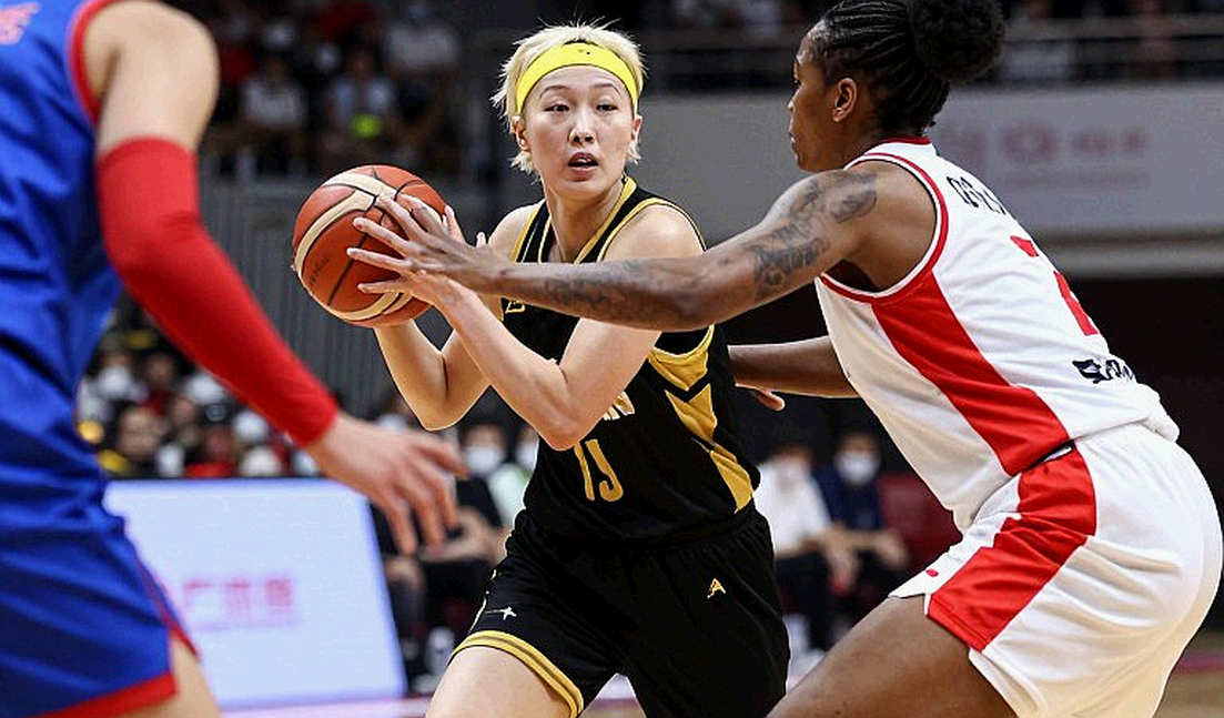 Anthony Edwards nhường bóng cho LaMelo Ball: Canh bạc Minnesota và đồng hồ giữ siêu sao
