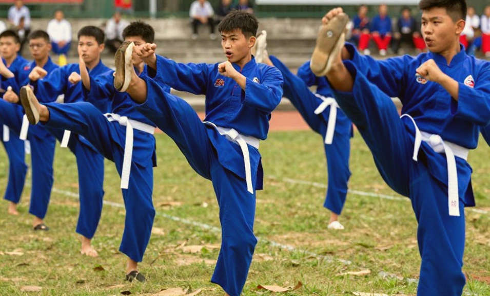 Sanyal gục trong phòng xông hơi: Asian Games 2026 và bài toán cắt cân chưa có lời giải Sanyal gục trong phòng xông hơi: Asian Games 2026 và bài toán cắt cân chưa có lời giải