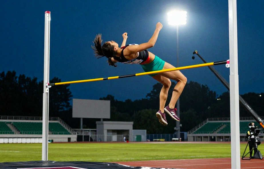Amy Hunt và màn trình diễn 22.16s: Khi đường cong hoàn hảo chưa đủ để chạm tới đỉnh cao
