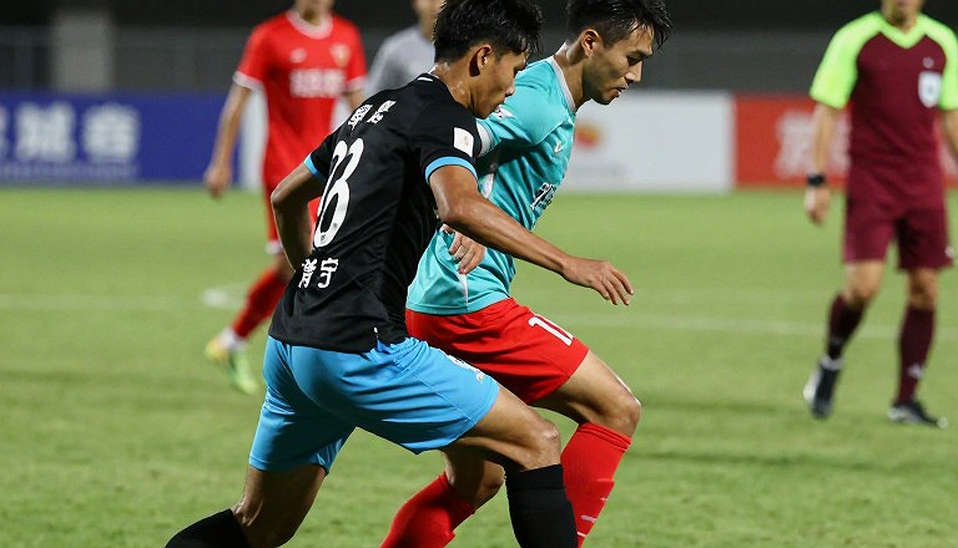 Đọc tin chuyển nhượng V.League mùa này: sự im lặng cũng là một dữ kiện Đọc tin chuyển nhượng V.League mùa này: sự im lặng cũng là một dữ kiện