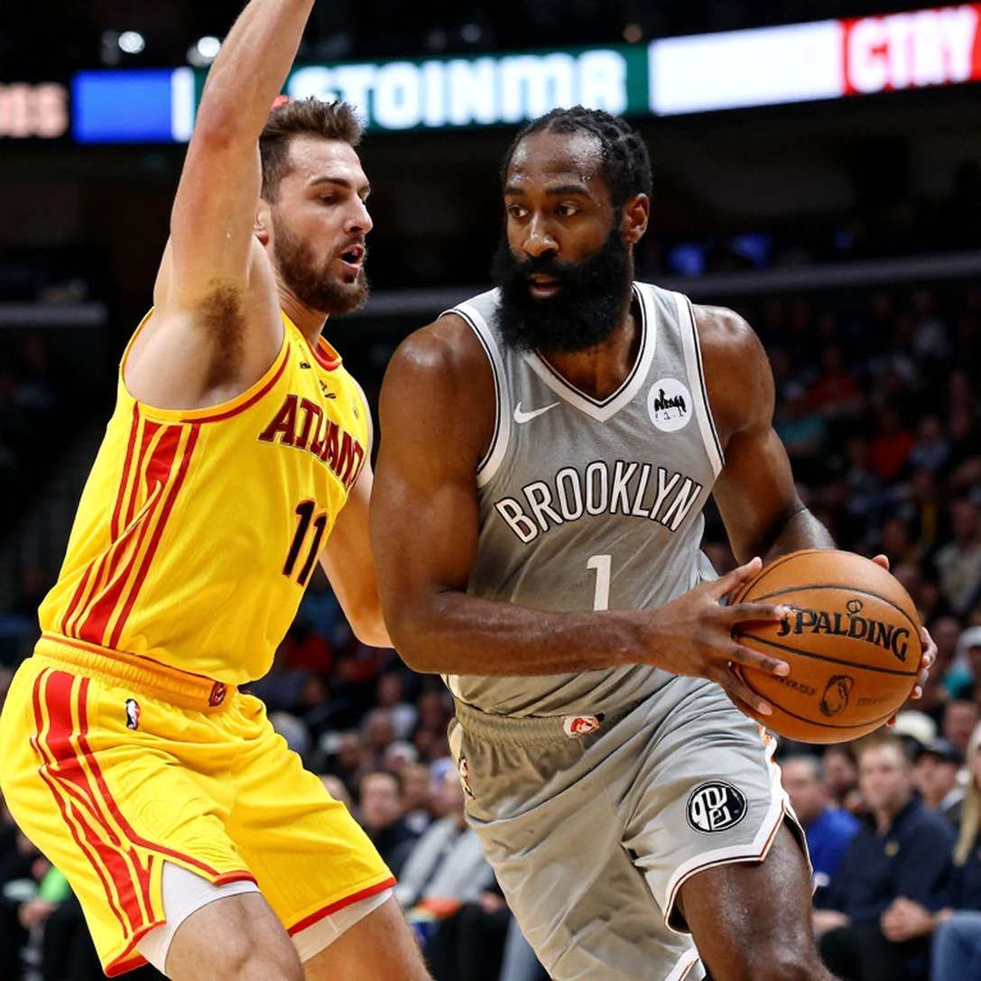 Cooper Flagg rời sân vì đau vai trái sau pha Flagrant 1 của Aaron Nesmith, Dallas Mavericks vẫn thắng Indiana Pacers 121-105