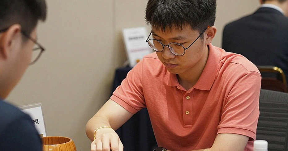 ChessBase Magazine #225: 27 ván cờ ngắn đáng nhớ từ Lễ hội cờ vua Praha 2026