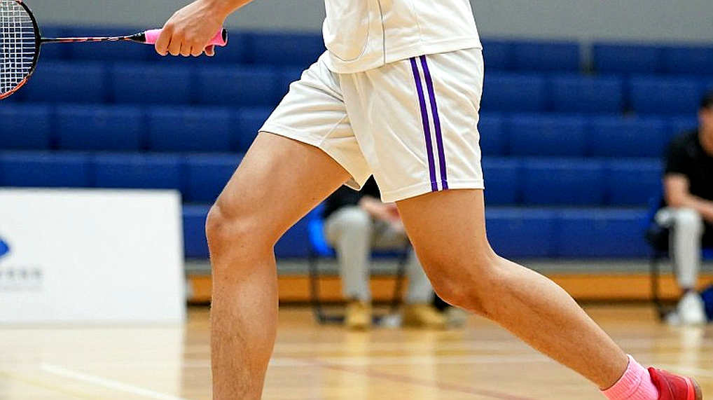 Alwi Farhan tập cùng Momota ở Tokyo: bài học nằm ở pha cầu thứ mười lăm